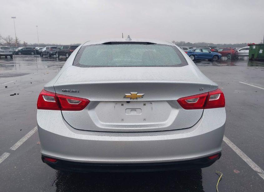Photo 16 of 2018 Chevrolet Malibu LT (VIN 1G1ZD5ST0JF109422)