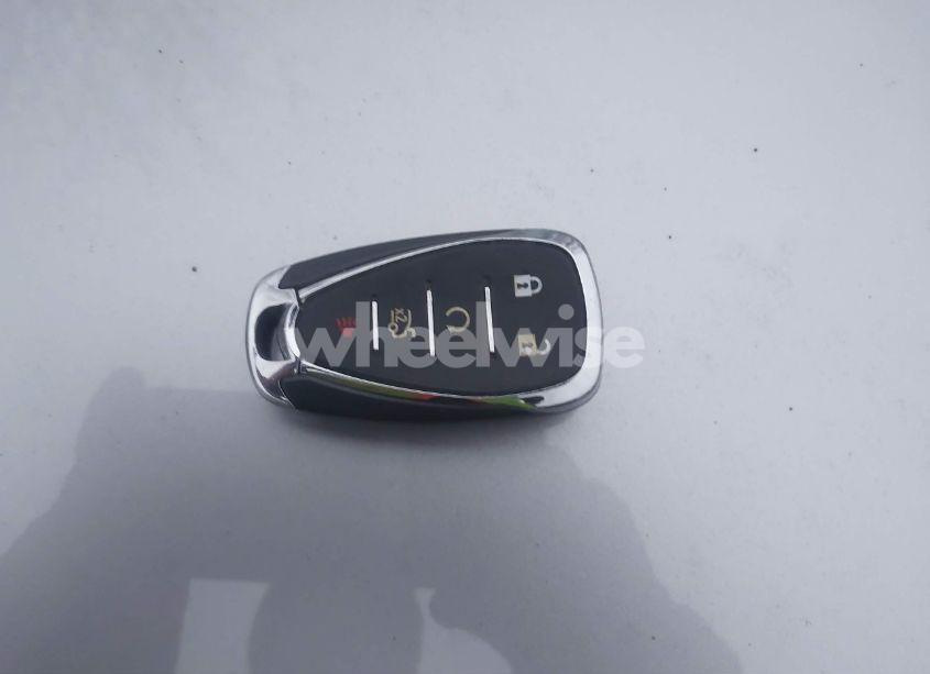 Photo 11 of 2018 Chevrolet Malibu LT (VIN 1G1ZD5ST0JF109498)