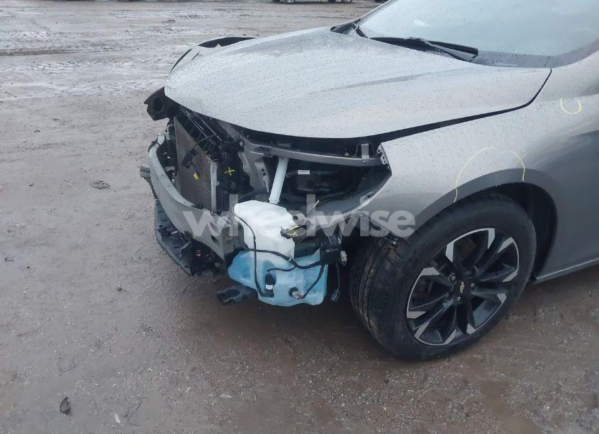 Photo 18 of 2018 Chevrolet Malibu LT (VIN 1G1ZD5ST0JF109498)