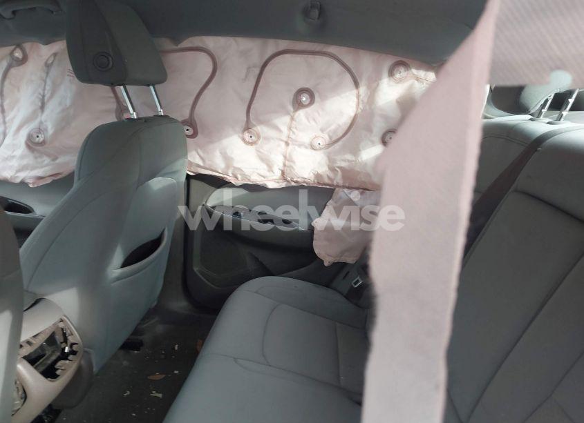 Photo 8 of 2018 Chevrolet Malibu LT (VIN 1G1ZD5ST0JF111221)