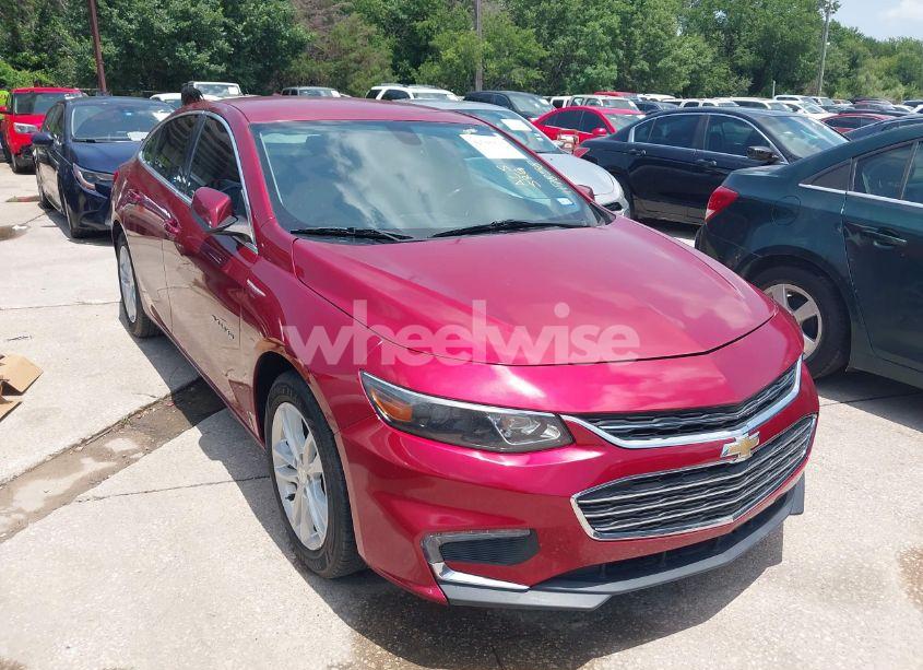 2018 Chevrolet Malibu LT (VIN 1G1ZD5ST0JF117858) main photo