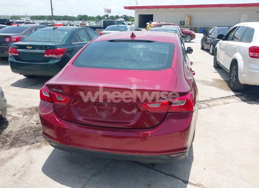 Photo 16 of 2018 Chevrolet Malibu LT (VIN 1G1ZD5ST0JF117858)