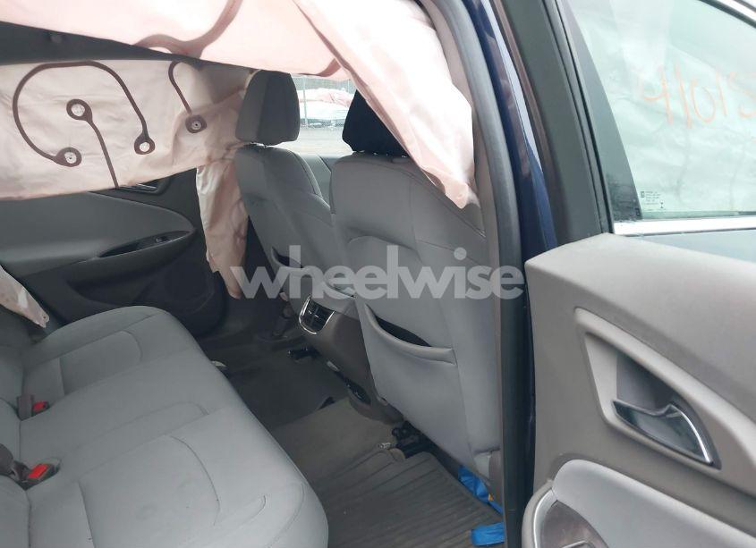 Photo 8 of 2018 Chevrolet Malibu LT (VIN 1G1ZD5ST0JF121621)