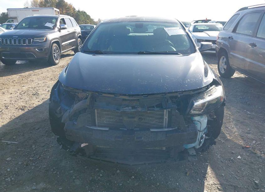 Photo 13 of 2018 Chevrolet Malibu LT (VIN 1G1ZD5ST0JF135356)