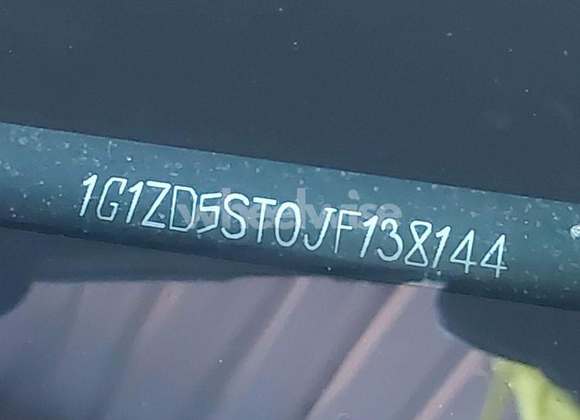 Photo 9 of 2018 Chevrolet Malibu LT (VIN 1G1ZD5ST0JF138144)