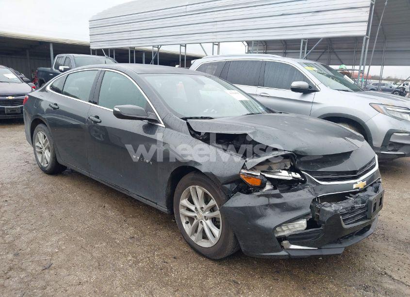 2018 Chevrolet Malibu LT (VIN 1G1ZD5ST0JF140248) main photo