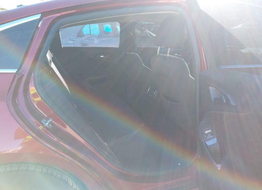 Photo 8 of 2018 Chevrolet Malibu LT (VIN 1G1ZD5ST0JF144459)