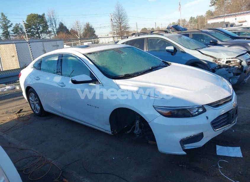 Photo 13 of 2018 Chevrolet Malibu LT (VIN 1G1ZD5ST0JF146308)