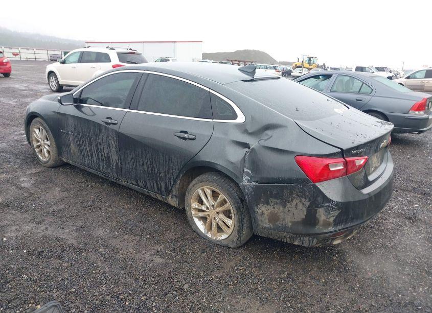 Photo 3 of 2018 Chevrolet Malibu LT (VIN 1G1ZD5ST0JF149516)