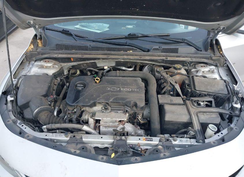 Photo 10 of 2018 Chevrolet Malibu LT (VIN 1G1ZD5ST0JF160807)