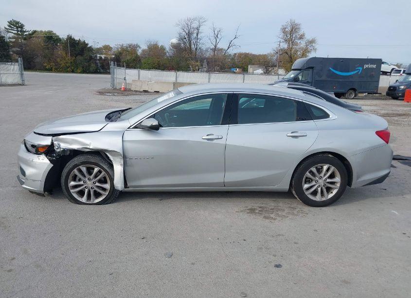 Photo 14 of 2018 Chevrolet Malibu LT (VIN 1G1ZD5ST0JF160807)