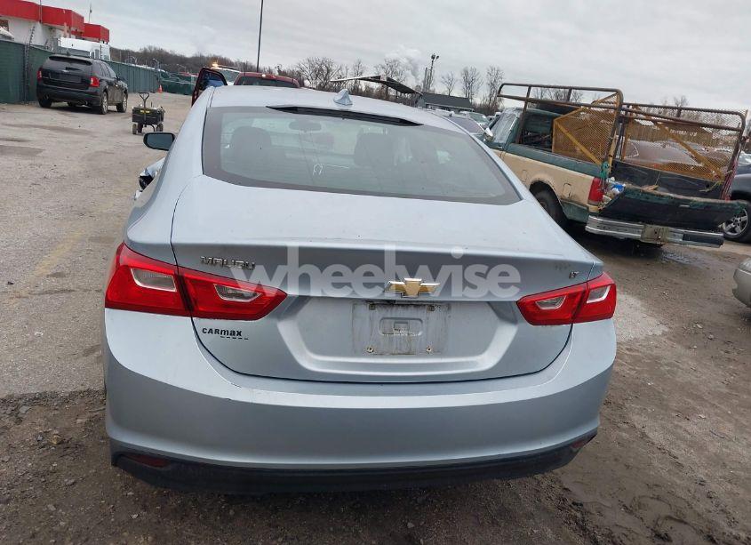 Photo 16 of 2018 Chevrolet Malibu LT (VIN 1G1ZD5ST0JF166218)