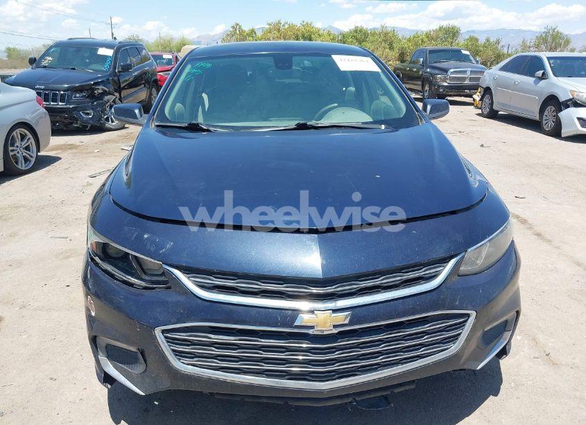 Photo 11 of 2018 Chevrolet Malibu LT (VIN 1G1ZD5ST0JF171421)