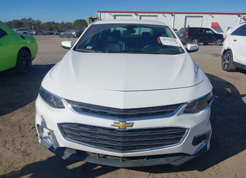 Photo 12 of 2018 Chevrolet Malibu LT (VIN 1G1ZD5ST0JF178398)