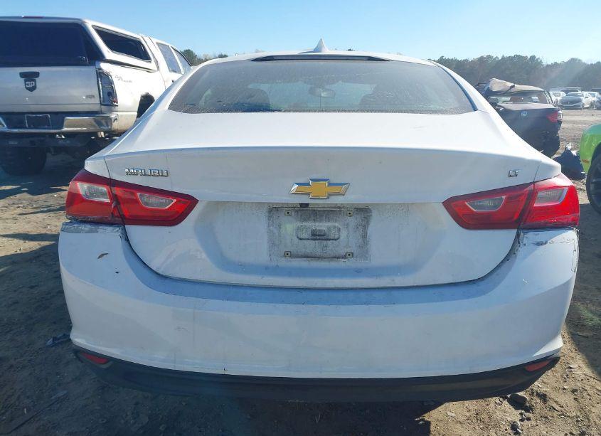Photo 16 of 2018 Chevrolet Malibu LT (VIN 1G1ZD5ST0JF178398)