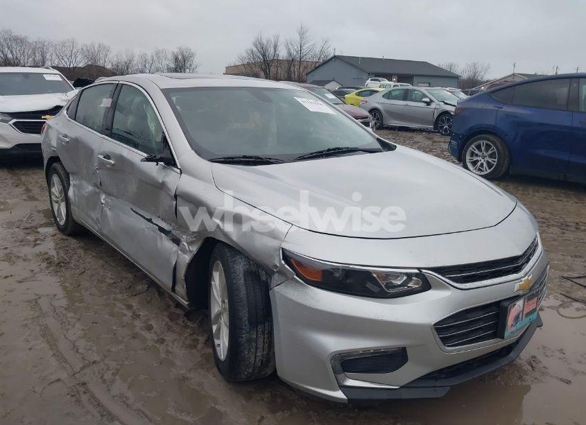 2018 Chevrolet Malibu LT (VIN 1G1ZD5ST0JF179096) main photo