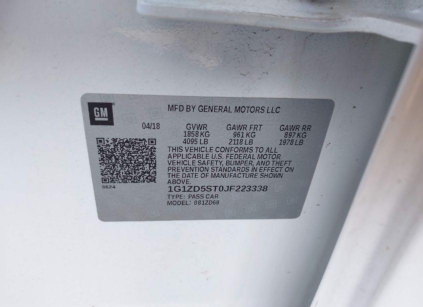 Photo 9 of 2018 Chevrolet Malibu LT (VIN 1G1ZD5ST0JF223338)