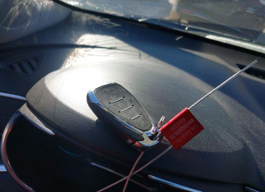 Photo 11 of 2018 Chevrolet Malibu LT (VIN 1G1ZD5ST0JF225851)