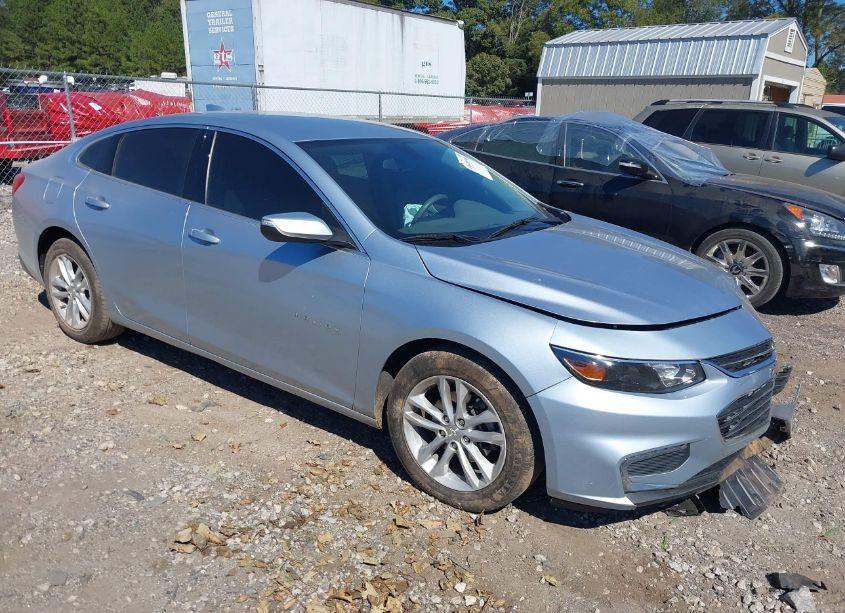 2018 Chevrolet Malibu LT (VIN 1G1ZD5ST0JF240673) main photo