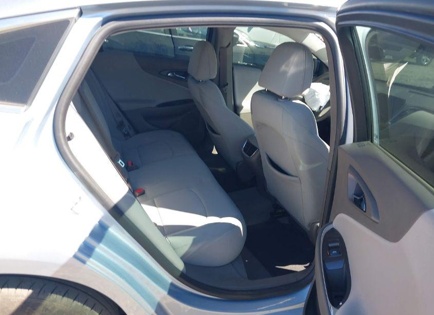 Photo 8 of 2018 Chevrolet Malibu LT (VIN 1G1ZD5ST0JF240673)