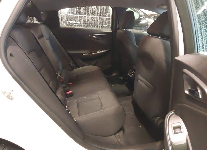 Photo 8 of 2018 Chevrolet Malibu LT (VIN 1G1ZD5ST0JF242391)