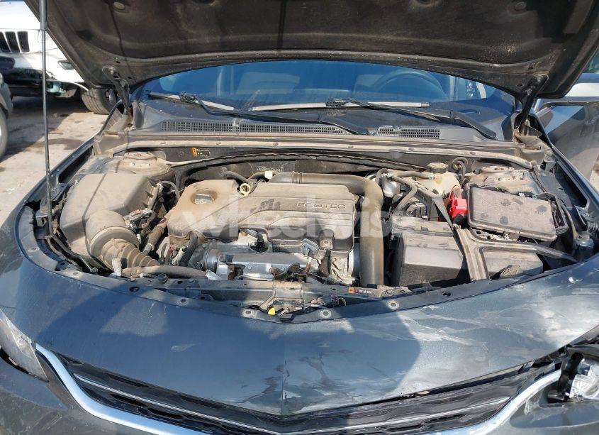 Photo 10 of 2018 Chevrolet Malibu LT (VIN 1G1ZD5ST0JF257277)