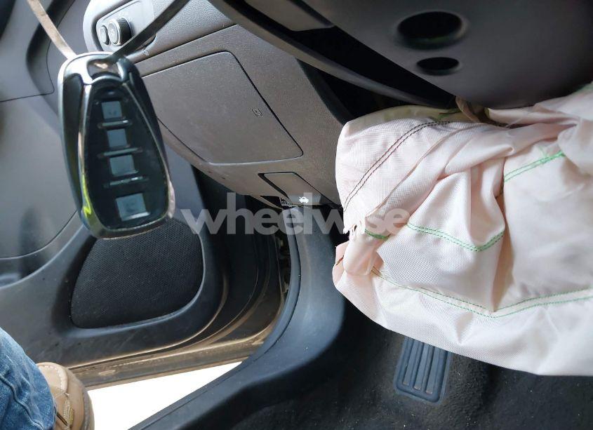 Photo 11 of 2018 Chevrolet Malibu LT (VIN 1G1ZD5ST0JF257277)