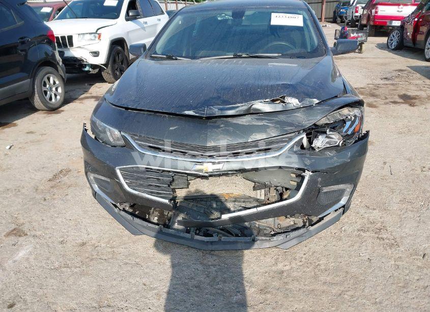 Photo 12 of 2018 Chevrolet Malibu LT (VIN 1G1ZD5ST0JF257277)