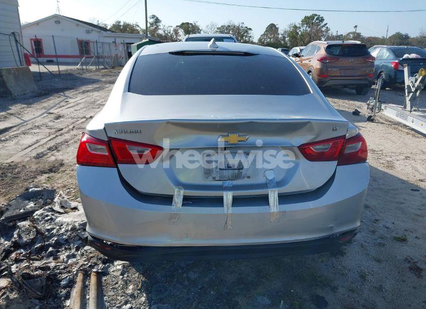 Photo 16 of 2018 Chevrolet Malibu LT (VIN 1G1ZD5ST0JF268215)
