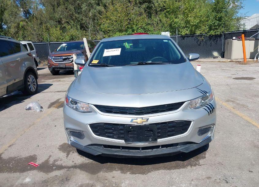 Photo 12 of 2018 Chevrolet Malibu LT (VIN 1G1ZD5ST0JF269610)