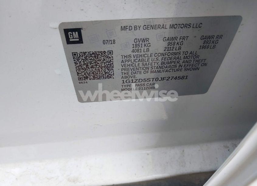 Photo 9 of 2018 Chevrolet Malibu LT (VIN 1G1ZD5ST0JF274581)