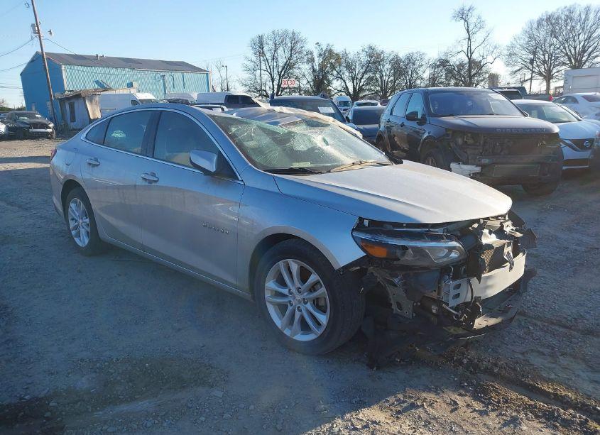 2018 Chevrolet Malibu LT (VIN 1G1ZD5ST0JF275147) main photo