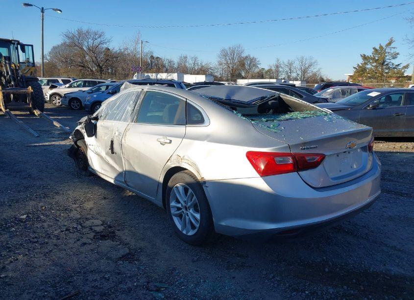 Photo 3 of 2018 Chevrolet Malibu LT (VIN 1G1ZD5ST0JF275147)