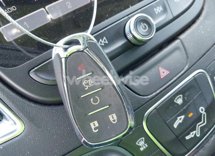 Photo 11 of 2018 Chevrolet Malibu LT (VIN 1G1ZD5ST0JF279120)