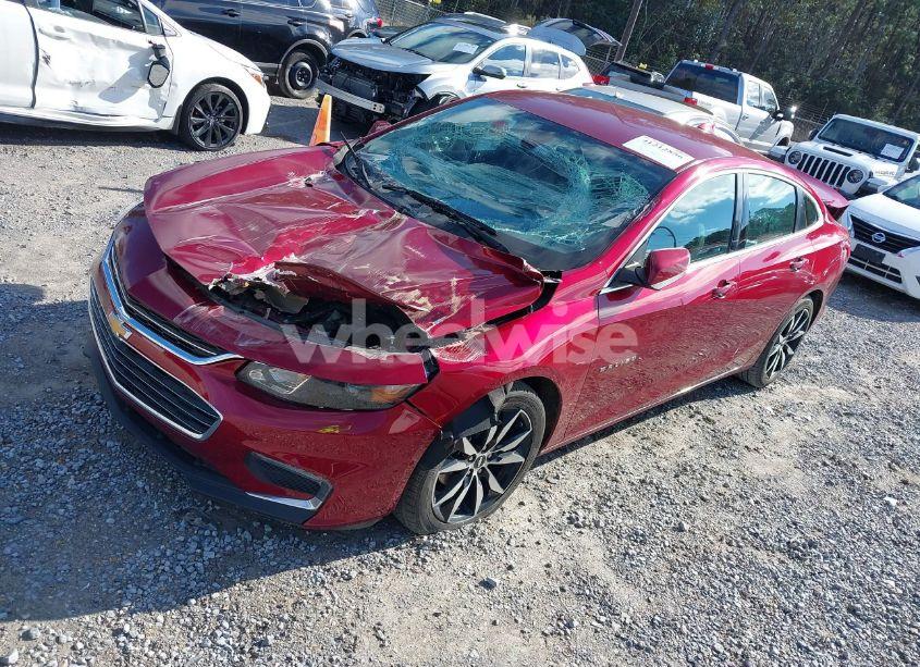 Photo 2 of 2018 Chevrolet Malibu LT (VIN 1G1ZD5ST0JF279120)