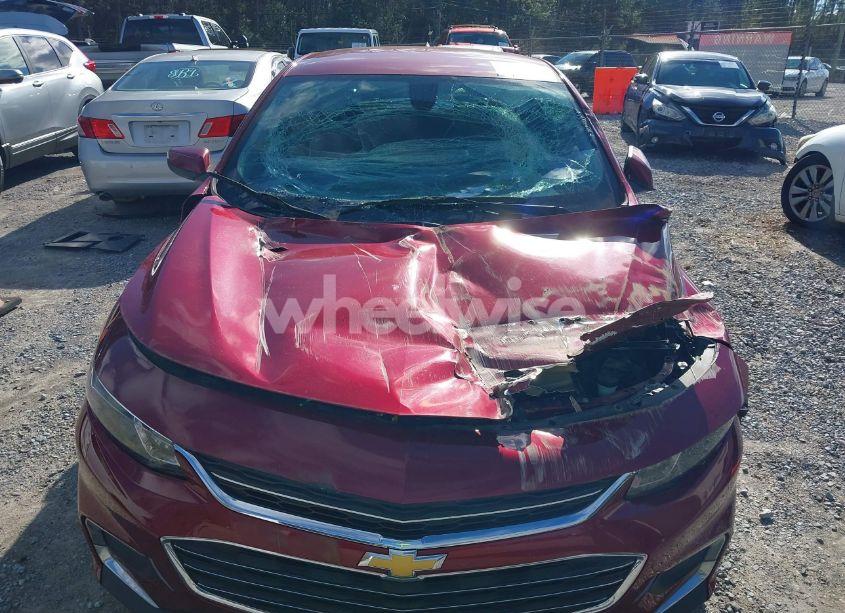 Photo 6 of 2018 Chevrolet Malibu LT (VIN 1G1ZD5ST0JF279120)