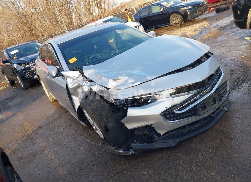 2018 Chevrolet Malibu LT (VIN 1G1ZD5ST0JF280137) main photo