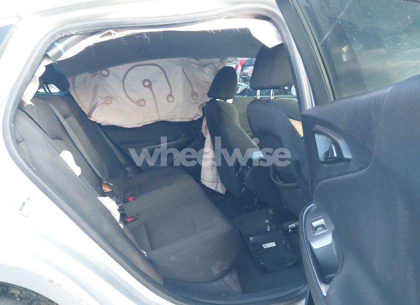 Photo 8 of 2018 Chevrolet Malibu LT (VIN 1G1ZD5ST0JF280137)