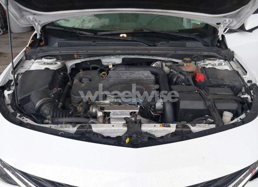 Photo 10 of 2019 Chevrolet Malibu LT (VIN 1G1ZD5ST0KF105517)