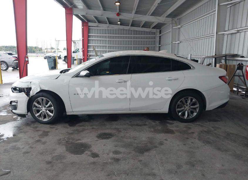Photo 14 of 2019 Chevrolet Malibu LT (VIN 1G1ZD5ST0KF105517)