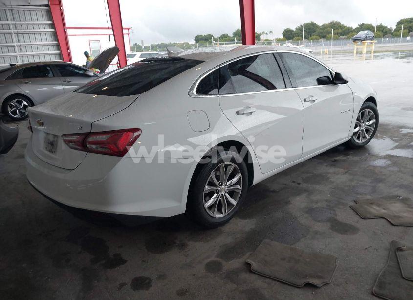 Photo 4 of 2019 Chevrolet Malibu LT (VIN 1G1ZD5ST0KF105517)