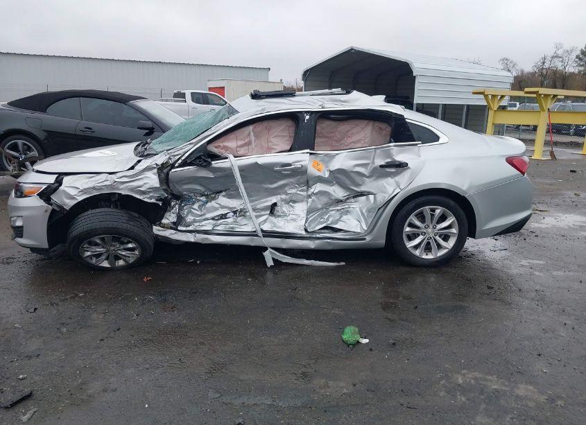 Photo 13 of 2019 Chevrolet Malibu LT (VIN 1G1ZD5ST0KF111639)