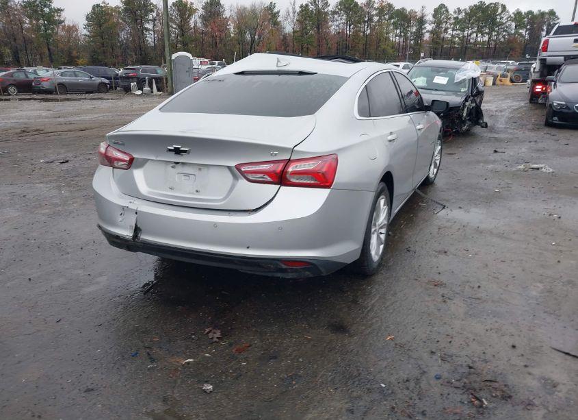 Photo 4 of 2019 Chevrolet Malibu LT (VIN 1G1ZD5ST0KF111639)