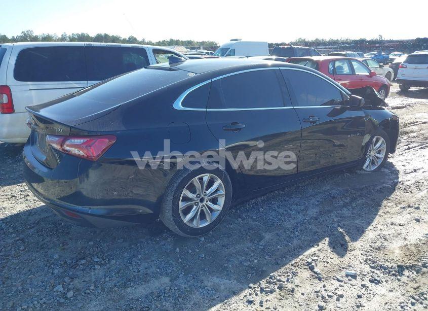 Photo 4 of 2019 Chevrolet Malibu LT (VIN 1G1ZD5ST0KF131048)