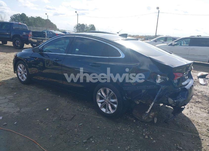 Photo 3 of 2019 Chevrolet Malibu LT (VIN 1G1ZD5ST0KF139084)