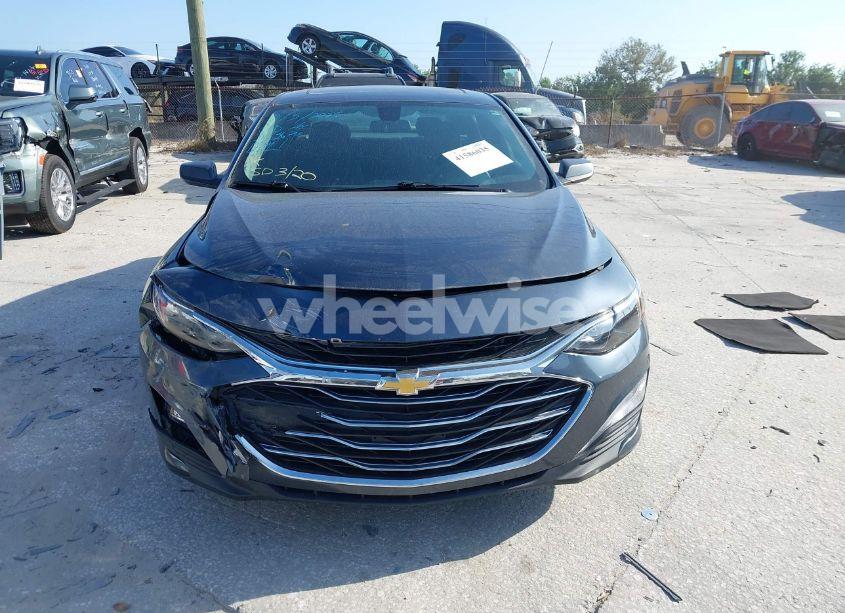 Photo 12 of 2019 Chevrolet Malibu LT (VIN 1G1ZD5ST0KF140137)