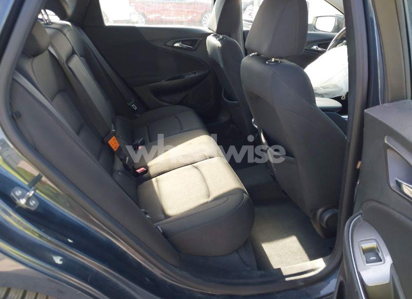 Photo 8 of 2019 Chevrolet Malibu LT (VIN 1G1ZD5ST0KF140137)