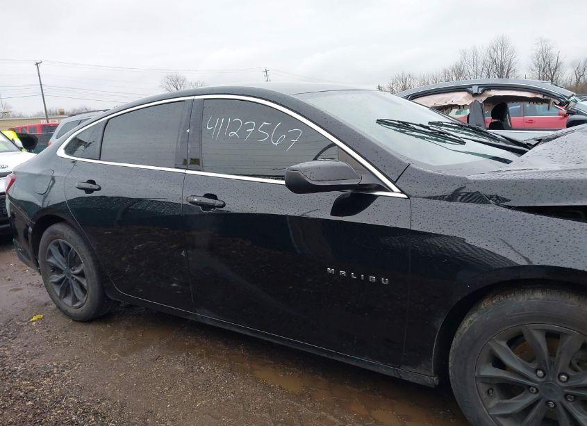 Photo 13 of 2019 Chevrolet Malibu LT (VIN 1G1ZD5ST0KF170187)