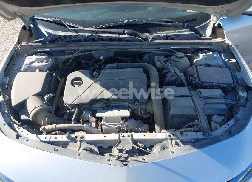 Photo 10 of 2019 Chevrolet Malibu LT (VIN 1G1ZD5ST0KF173011)