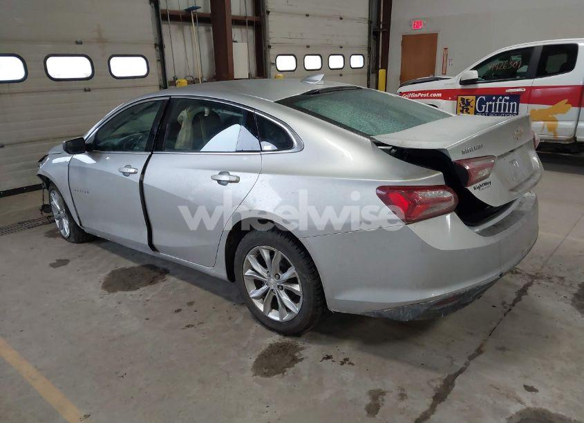Photo 3 of 2020 Chevrolet Malibu FWD LT (VIN 1G1ZD5ST0LF000980)